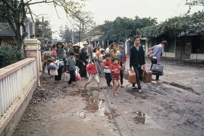Framed Print : Hue Refugees Framed Print : Hue Refugees