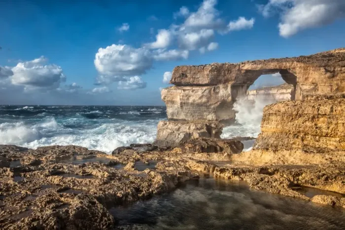 Framed Print : Huge waves and coastline Framed Print : Huge waves and coastline