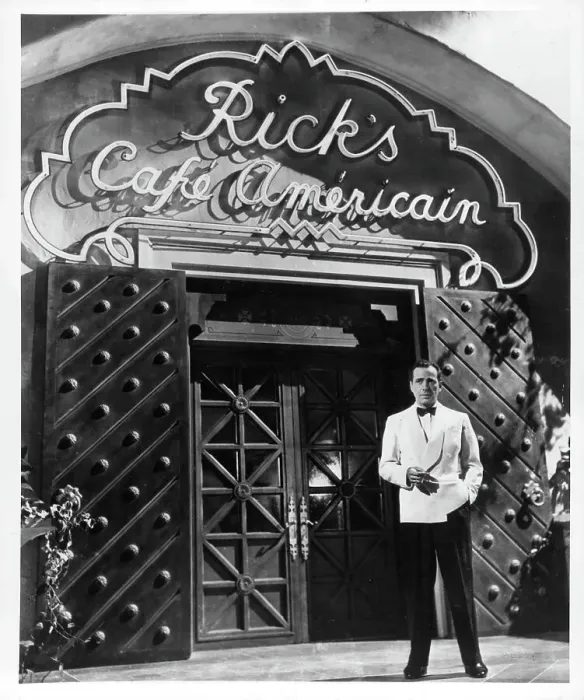 Framed Print : Humphrey Bogart In Casablanca