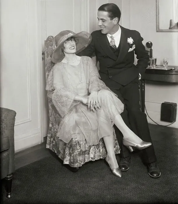 Framed Print : Humphrey Bogart and Helen Menken Framed Print : Humphrey Bogart and Helen Menken