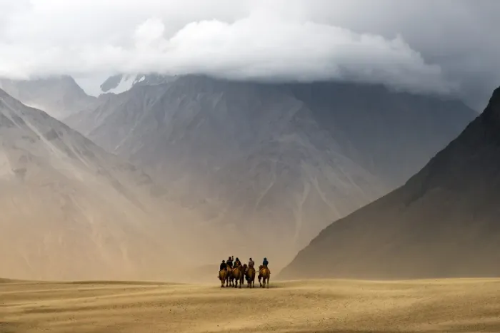 Framed Print : Hunder Sand dunes, Nubra Valley Framed Print : Hunder Sand dunes, Nubra Valley