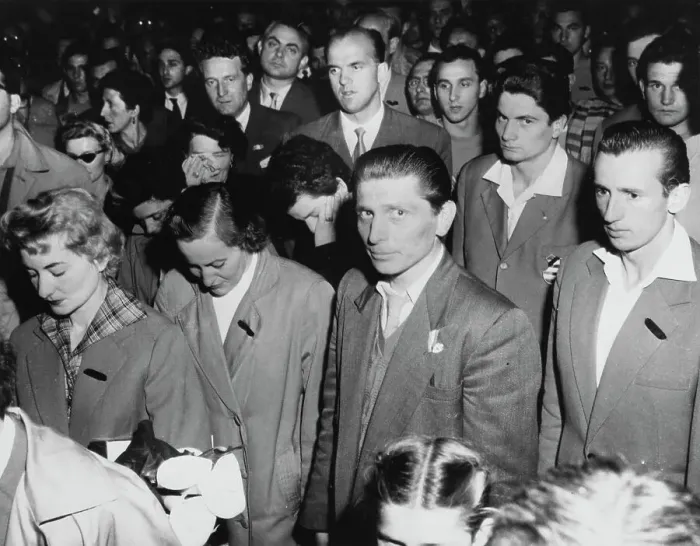 Framed Print : Hungarian Athletes Arriving For Melbourne Olympics