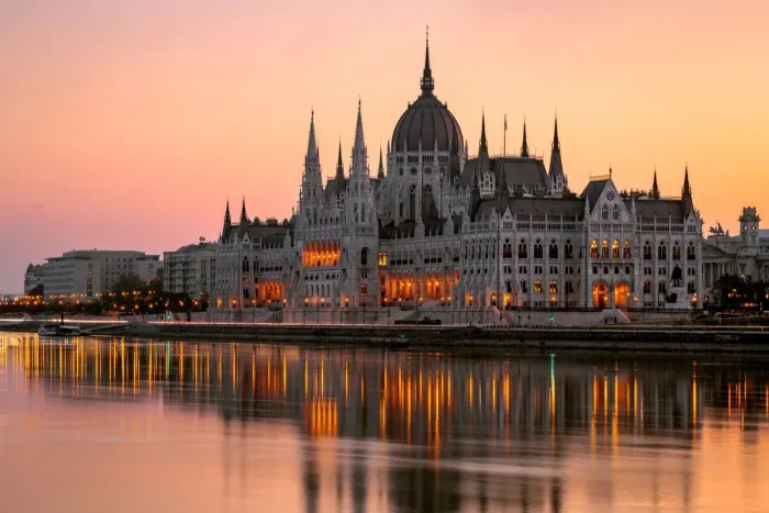 Framed Print : Hungarian Parliament Building, OrszAaghAaz, Budapest Framed Print : Hungarian Parliament Building, OrszAaghAaz, Budapest