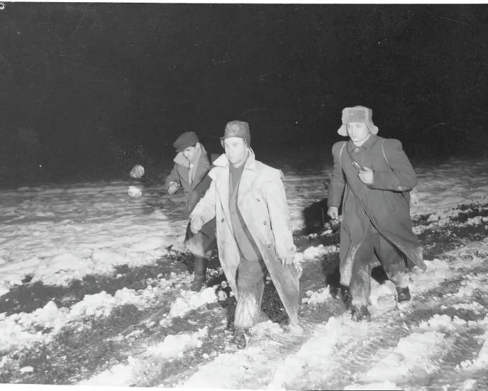 Framed Print : Hungarian Refugees Trekking Through Snow Framed Print : Hungarian Refugees Trekking Through Snow