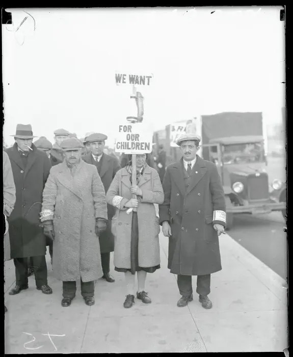 Framed Print : Hunger Marchers Framed Print : Hunger Marchers
