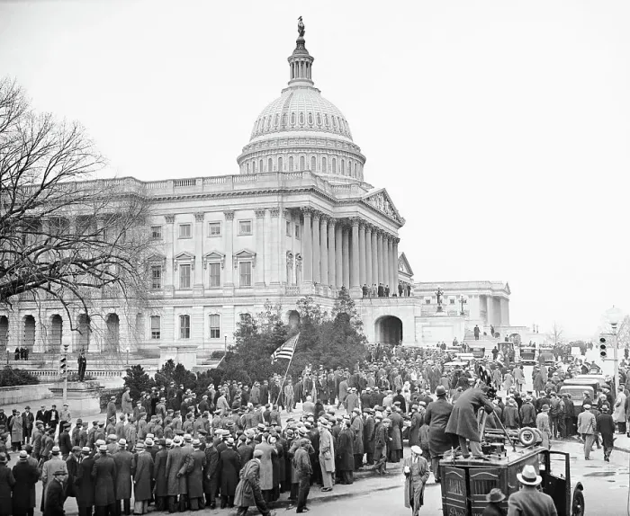 Framed Print : Hunger Marchers at Capitol Building Framed Print : Hunger Marchers at Capitol Building