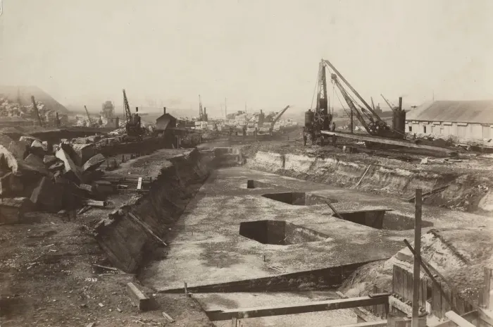 Framed Print : Huty18568, construction site, T  /  BRI  /  MANCHESTER SHIP CANAL  /  LANCS, T 23327 BOX 1108 5  /  4