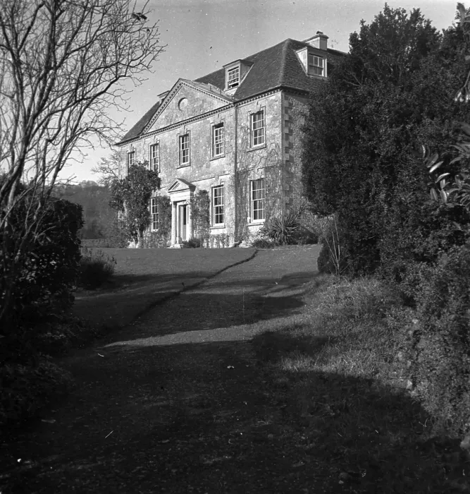 Framed Print : Hyde's House