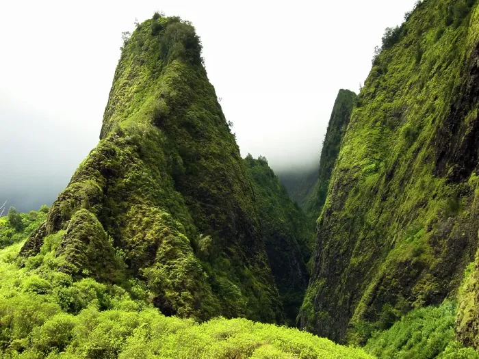 Framed Print : Iao Needle on Iao Valley, Maui Hawaii Framed Print : Iao Needle on Iao Valley, Maui Hawaii