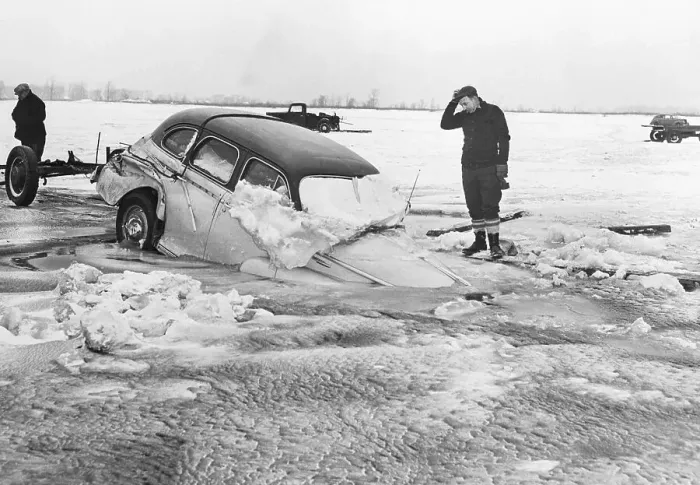 Framed Print : Ice Fisherman's Car Sinking on Ice Covered Lake Framed Print : Ice Fisherman's Car Sinking on Ice Covered Lake