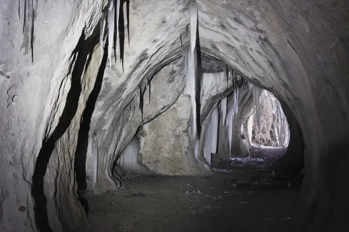 Framed Print : Icicles in the Klauskirche cave passage, Franconian Switzerland, Upper Franconia, Franconia, Bavaria, Germany, Europe Framed Print : Icicles in the Klauskirche cave passage, Franconian Switzerland, Upper Franconia, Franconia, Bavaria, Germany, Europe