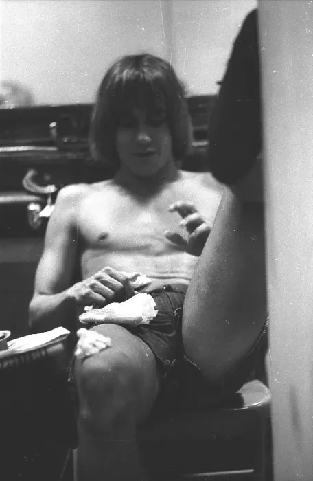 Framed Print : Iggy Pop Backstage In Detroit Framed Print : Iggy Pop Backstage In Detroit
