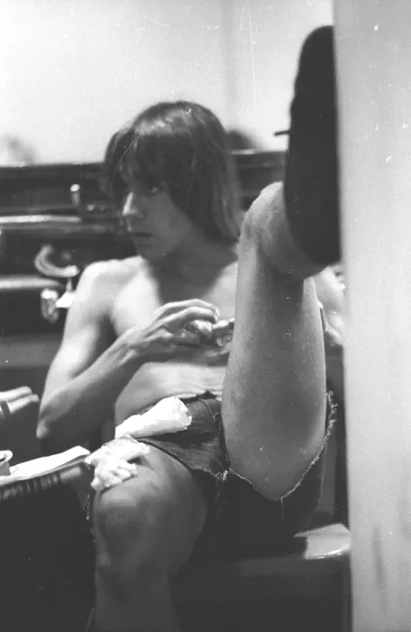 Framed Print : Iggy Pop Backstage In Detroit Framed Print : Iggy Pop Backstage In Detroit