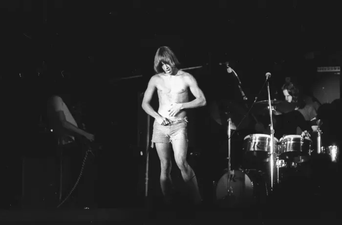 Framed Print : Iggy Pop Performing Framed Print : Iggy Pop Performing