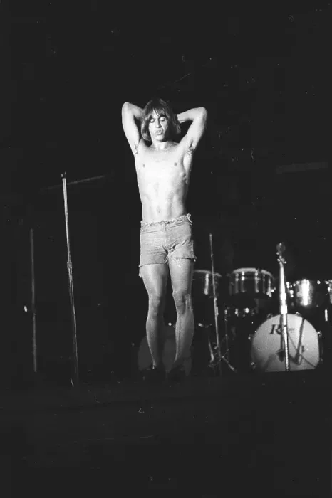 Framed Print : Iggy Pop Performing Framed Print : Iggy Pop Performing