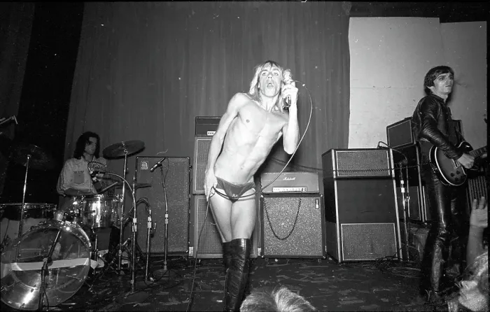 Framed Print : Iggy Pop Performing At The Whisky Framed Print : Iggy Pop Performing At The Whisky