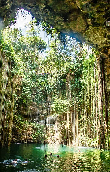 Ik-Kil Cenote, Chichen Itza, Mexico