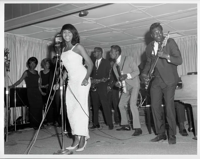 Framed Print : Ike & Tina Turner Revue Performing Framed Print : Ike & Tina Turner Revue Performing