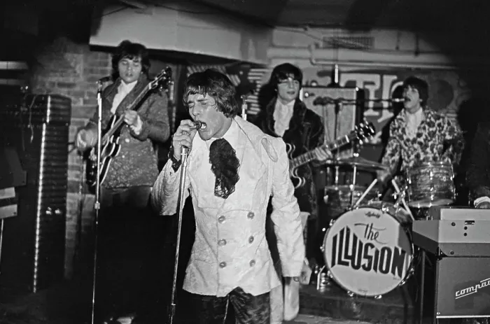 Framed Print : The Illusion Play The Scene Framed Print : The Illusion Play The Scene