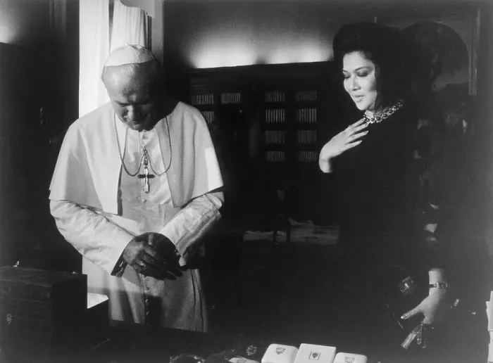 Framed Print : Imelda Marcos with Pope John Paul II Framed Print : Imelda Marcos with Pope John Paul II