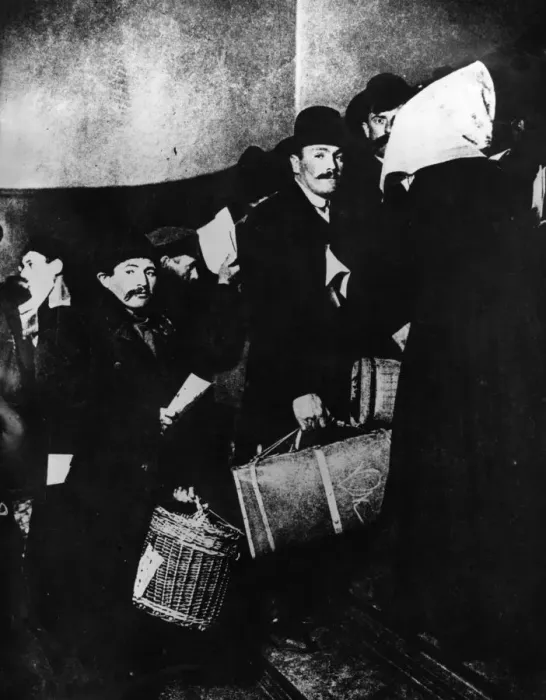 Framed Print : Immigrants Arrive Framed Print : Immigrants Arrive