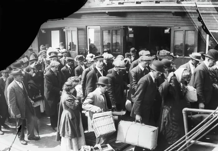 Framed Print : Immigrants Arriving at Ellis Island Framed Print : Immigrants Arriving at Ellis Island