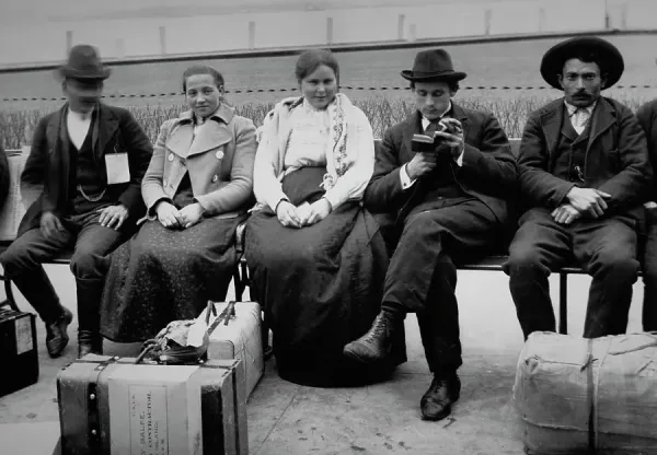 Immigrants at Ellis Island Print, 24th July 1915. Art Prints