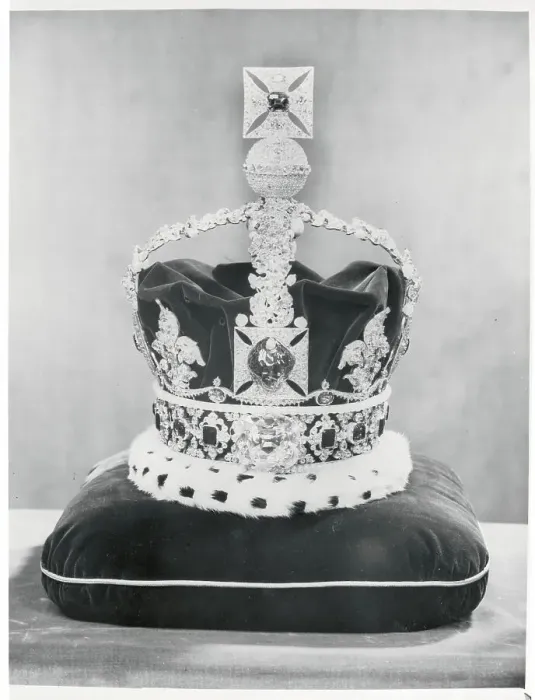 Framed Print : Imperial State Crown Framed Print : Imperial State Crown