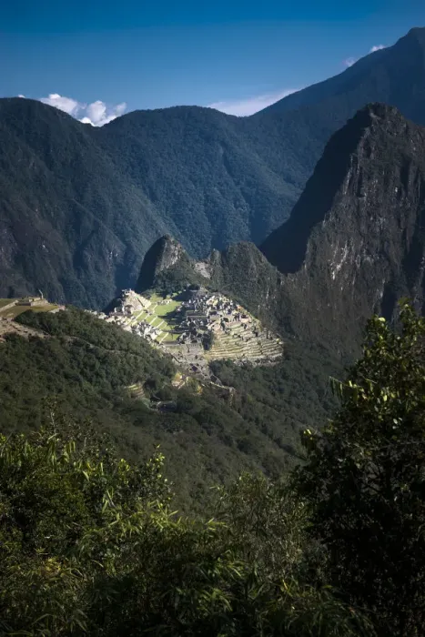 Framed Print : Inca ruins at Machu Picchu from Sun Gate Framed Print : Inca ruins at Machu Picchu from Sun Gate