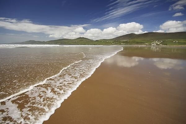 inch beach on the dingle peninsula in munster region