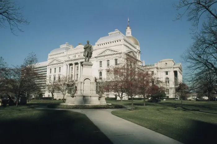 Framed Print : Indiana Statehouse Framed Print : Indiana Statehouse