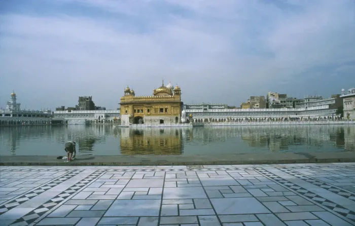 Framed Print : India's Sikh Golden Temple Framed Print : India's Sikh Golden Temple