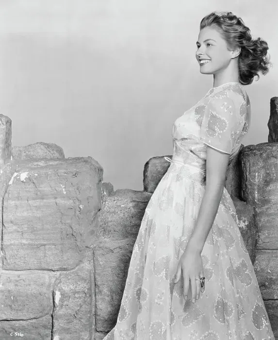 Framed Print : Ingrid Bergman in Casablanca Framed Print : Ingrid Bergman in Casablanca