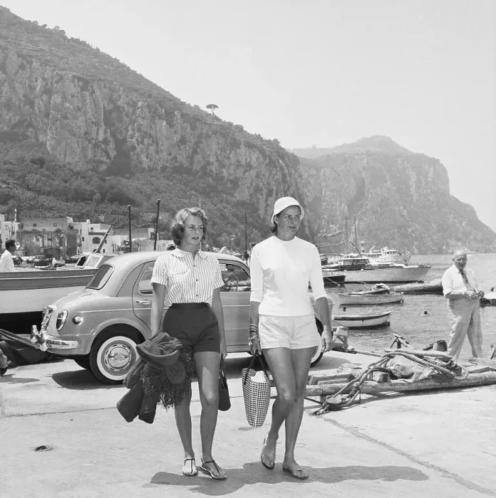 Framed Print : Ingrid Bergman and Daughter Jenny Lindstrom on Pier Framed Print : Ingrid Bergman and Daughter Jenny Lindstrom on Pier
