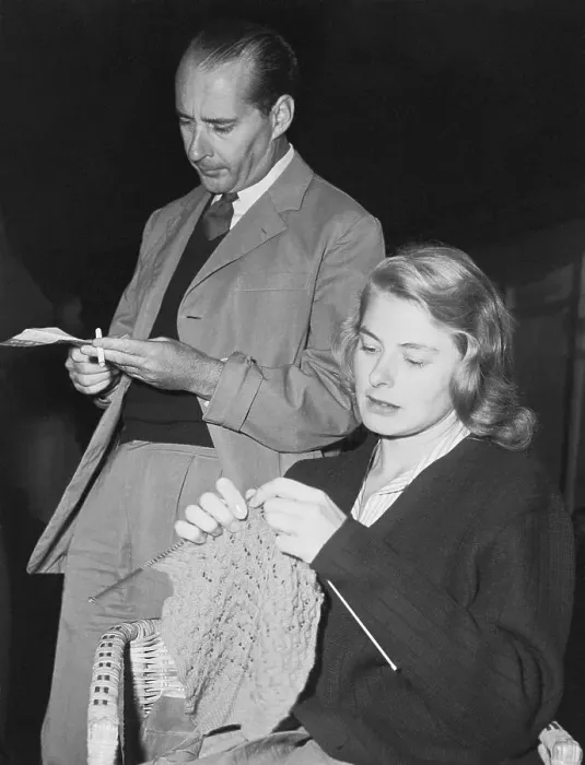 Framed Print : Ingrid Bergman Knitting with Roberto Rossellini Beside Her Framed Print : Ingrid Bergman Knitting with Roberto Rossellini Beside Her