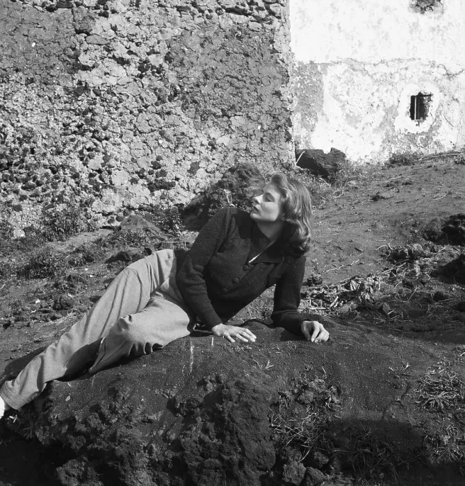 Framed Print : Ingrid Bergman Lying On Hillside In Sun