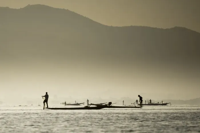 Framed Print : Inle lake. Inle is a freshwater lake located in the Nyaungshwe Township Framed Print : Inle lake. Inle is a freshwater lake located in the Nyaungshwe Township