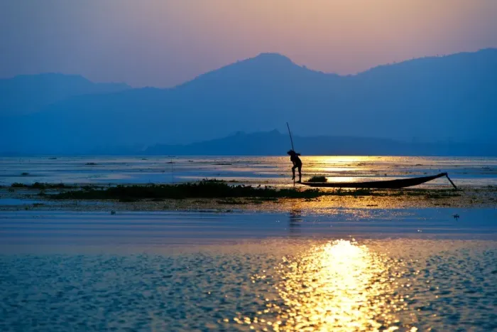 Framed Print : Inle Lake Fisherman