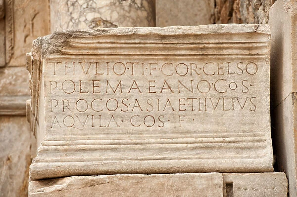 inscritions Celsus Library in Ephesus