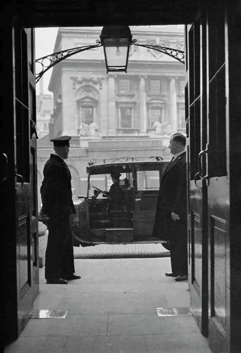 Framed Print : Inside The Admiralty Framed Print : Inside The Admiralty