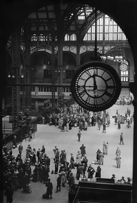 Framed Print : Interior of Pennsylvania Station Framed Print : Interior of Pennsylvania Station