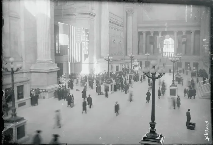 Framed Print : Interior View of Pennsylvania Station Framed Print : Interior View of Pennsylvania Station