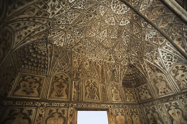 Interiors detail of Khas Mahal, Agra Fort, Agra, Uttar Pradesh, India
