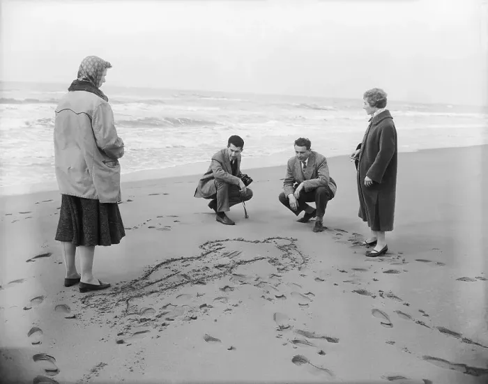 Framed Print : Investigators Examining Crime Scene of Wilma Montesi