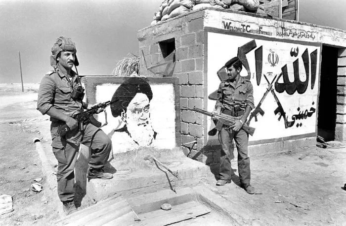 Framed Print : Iraqi Soldiers Framed Print : Iraqi Soldiers