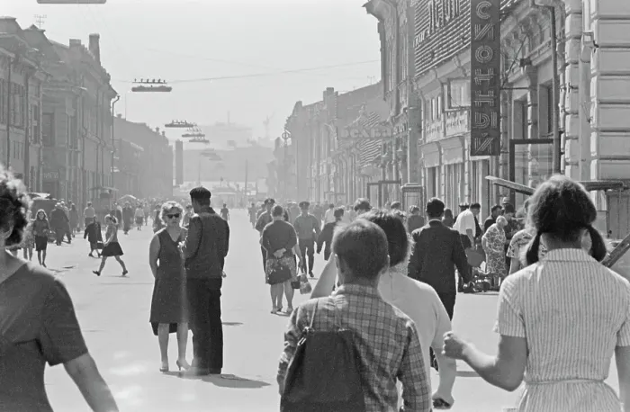 Framed Print : Irkutsk Street Framed Print : Irkutsk Street