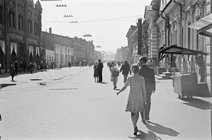 Framed Print : Irkutsk Street Framed Print : Irkutsk Street