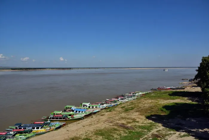 Framed Print : irrawaddy river at Bagan Myanmar Framed Print : irrawaddy river at Bagan Myanmar