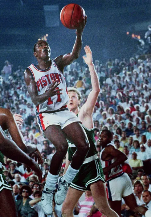 Framed Print : Isiah Thomas Jumping for Shot Framed Print : Isiah Thomas Jumping for Shot