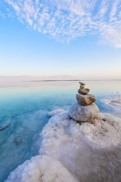 Israel, Dead Sea, salt crystallization caused by water evaporation